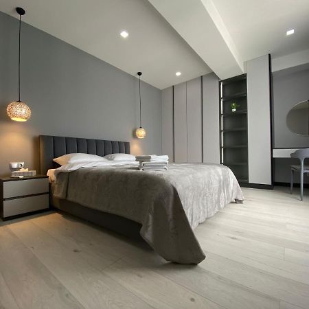 Minimalist Style Apartment With Best Location Кишинев Екстериор снимка