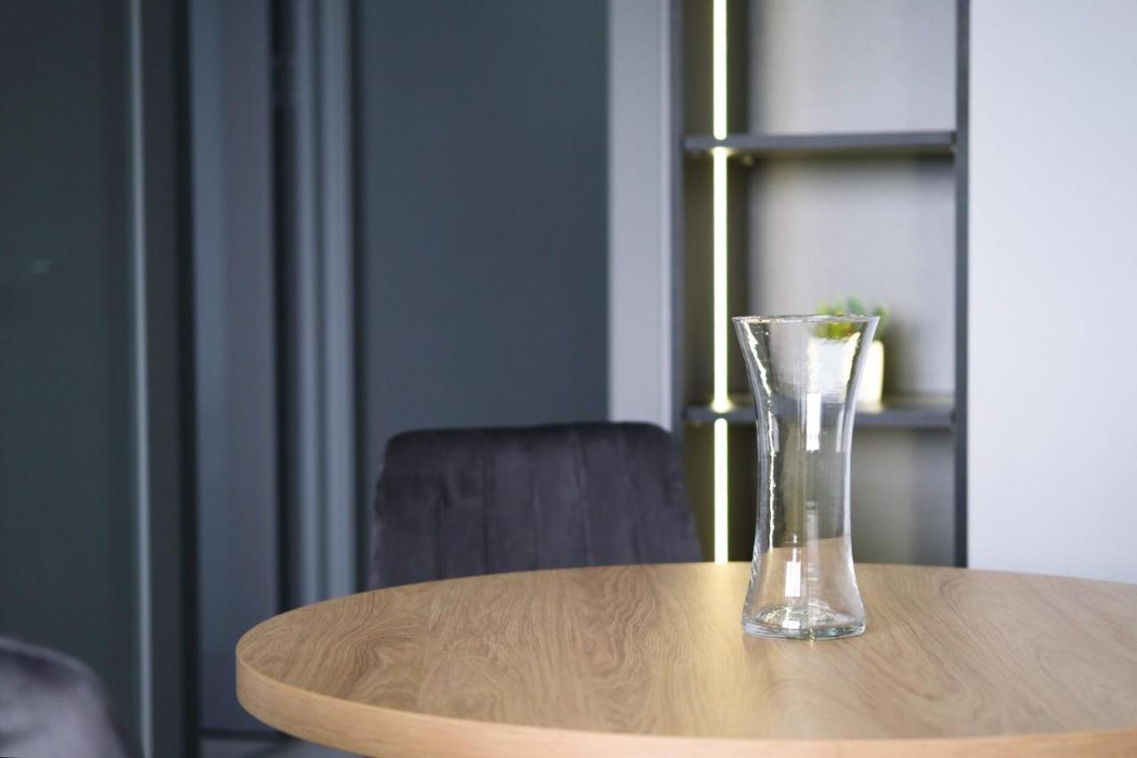 Minimalist Style Apartment With Best Location Кишинев Екстериор снимка